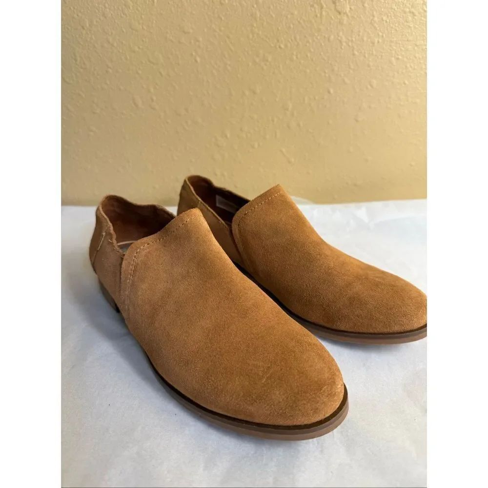 TOMS Suede Slip-On Loafers Women’s 7 – Tan Low Heel Flats